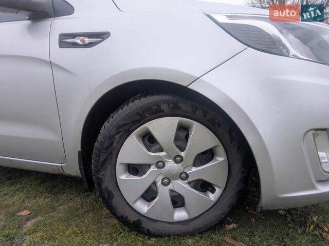 Сірий Кіа Ріо, об'ємом двигуна 1.4 л та пробігом 167 тис. км за 6700 $, фото 8 на Automoto.ua