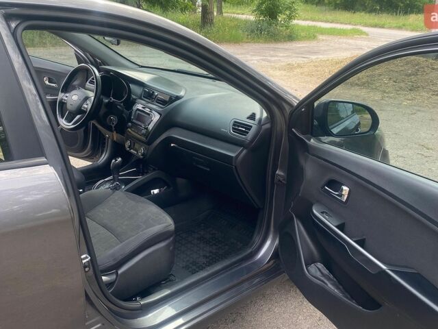 Серый Киа Рио, объемом двигателя 1.6 л и пробегом 249 тыс. км за 8600 $, фото 23 на Automoto.ua