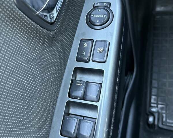 Серый Киа Рио, объемом двигателя 1.6 л и пробегом 121 тыс. км за 7200 $, фото 6 на Automoto.ua