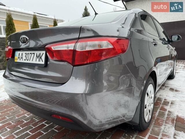 Серый Киа Рио, объемом двигателя 1.4 л и пробегом 82 тыс. км за 9200 $, фото 4 на Automoto.ua