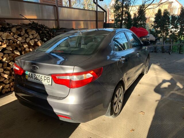 Сірий Кіа Ріо, об'ємом двигуна 1.4 л та пробігом 76 тис. км за 9400 $, фото 2 на Automoto.ua