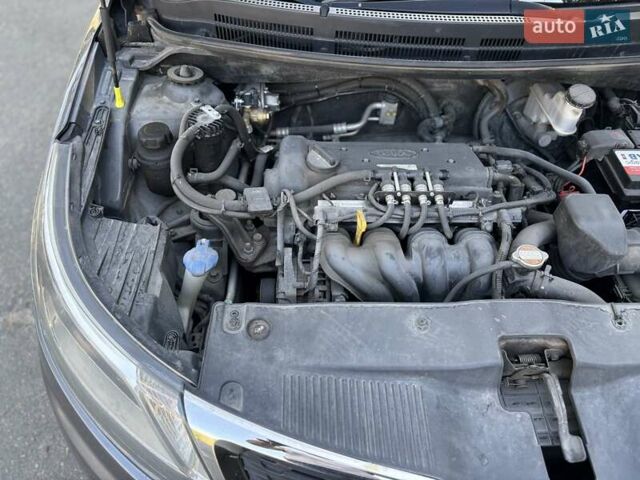 Серый Киа Рио, объемом двигателя 1.6 л и пробегом 121 тыс. км за 7200 $, фото 11 на Automoto.ua