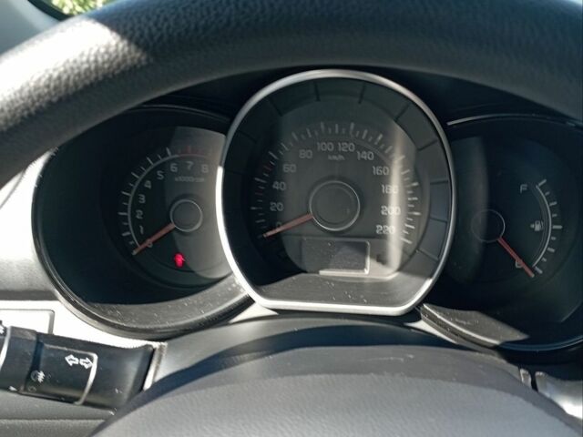 Сірий Кіа Ріо, об'ємом двигуна 1.4 л та пробігом 166 тис. км за 7200 $, фото 9 на Automoto.ua