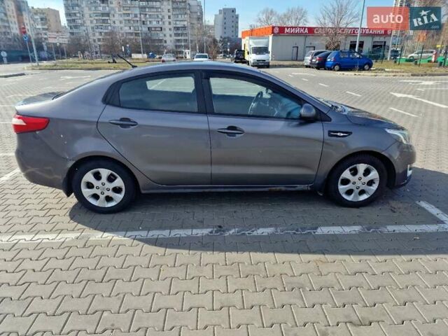 Серый Киа Рио, объемом двигателя 1.4 л и пробегом 187 тыс. км за 4900 $, фото 21 на Automoto.ua