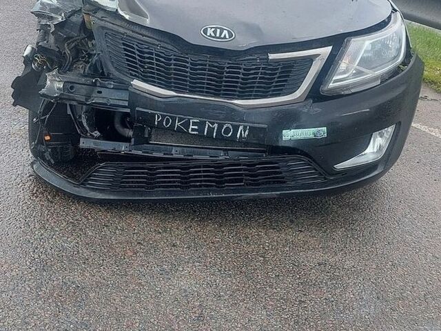 Сірий Кіа Ріо, об'ємом двигуна 1.6 л та пробігом 190 тис. км за 3600 $, фото 1 на Automoto.ua