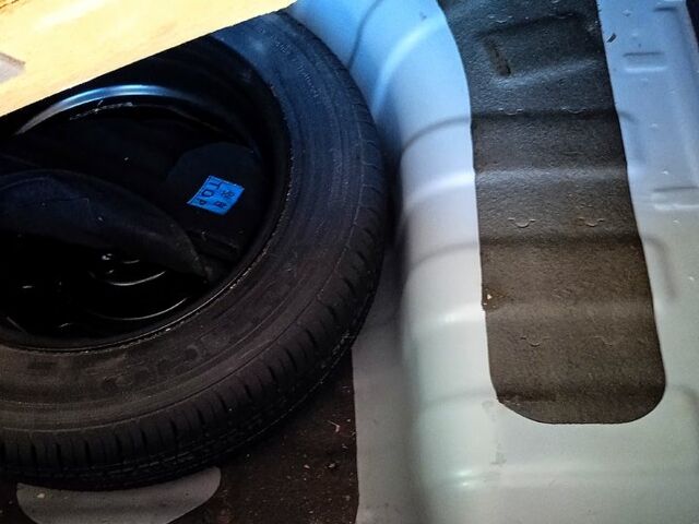 Серый Киа Рио, объемом двигателя 14 л и пробегом 104 тыс. км за 7200 $, фото 4 на Automoto.ua