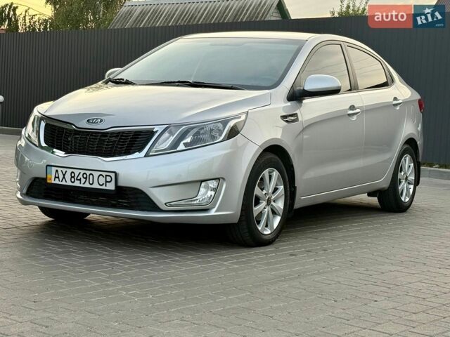 Сірий Кіа Ріо, об'ємом двигуна 1.6 л та пробігом 86 тис. км за 8999 $, фото 3 на Automoto.ua