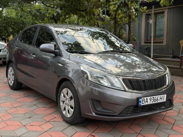 Сірий Кіа Ріо, об'ємом двигуна 1.4 л та пробігом 170 тис. км за 5800 $, фото 2 на Automoto.ua