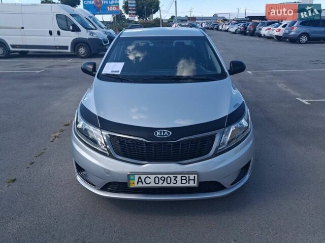 Серый Киа Рио, объемом двигателя 1.4 л и пробегом 128 тыс. км за 6850 $, фото 3 на Automoto.ua