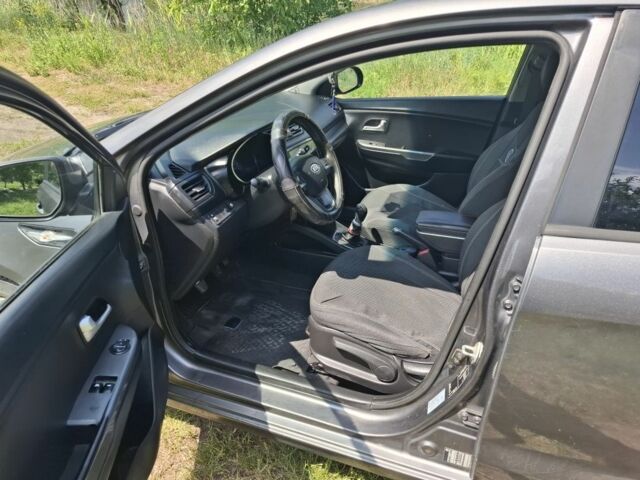 Сірий Кіа Ріо, об'ємом двигуна 1.4 л та пробігом 235 тис. км за 5800 $, фото 13 на Automoto.ua