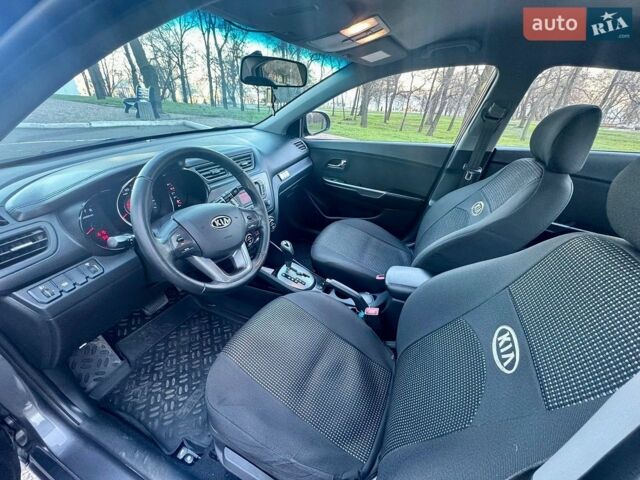 Сірий Кіа Ріо, об'ємом двигуна 1.59 л та пробігом 106 тис. км за 8800 $, фото 5 на Automoto.ua