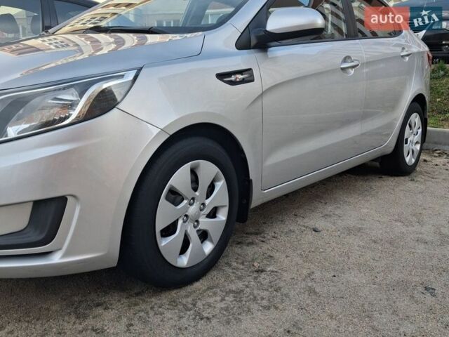 Серый Киа Рио, объемом двигателя 1.4 л и пробегом 140 тыс. км за 7600 $, фото 1 на Automoto.ua