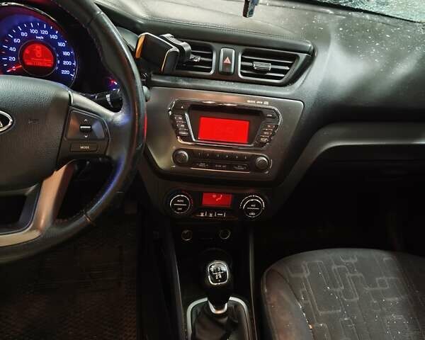 Сірий Кіа Ріо, об'ємом двигуна 1.59 л та пробігом 119 тис. км за 4200 $, фото 5 на Automoto.ua