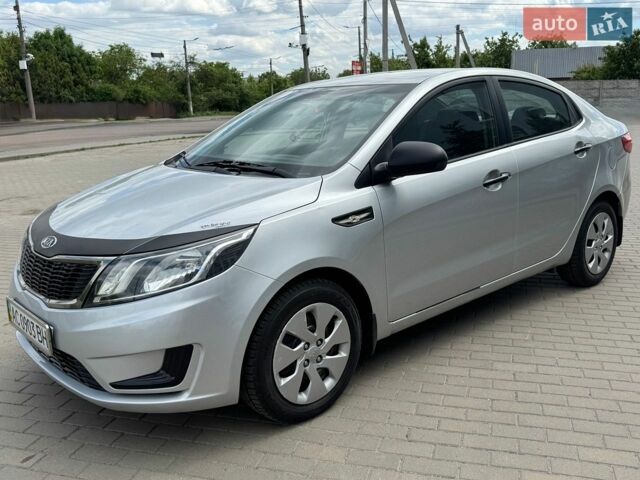 Серый Киа Рио, объемом двигателя 1.4 л и пробегом 128 тыс. км за 6800 $, фото 6 на Automoto.ua