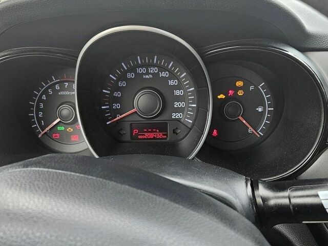 Сірий Кіа Ріо, об'ємом двигуна 1.6 л та пробігом 208 тис. км за 7300 $, фото 6 на Automoto.ua