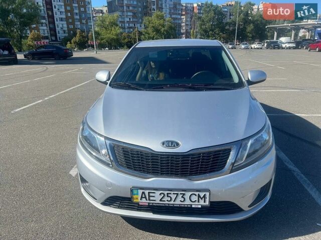 Серый Киа Рио, объемом двигателя 1.4 л и пробегом 88 тыс. км за 6700 $, фото 7 на Automoto.ua