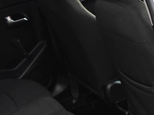 Сірий Кіа Ріо, об'ємом двигуна 1.4 л та пробігом 226 тис. км за 6999 $, фото 16 на Automoto.ua