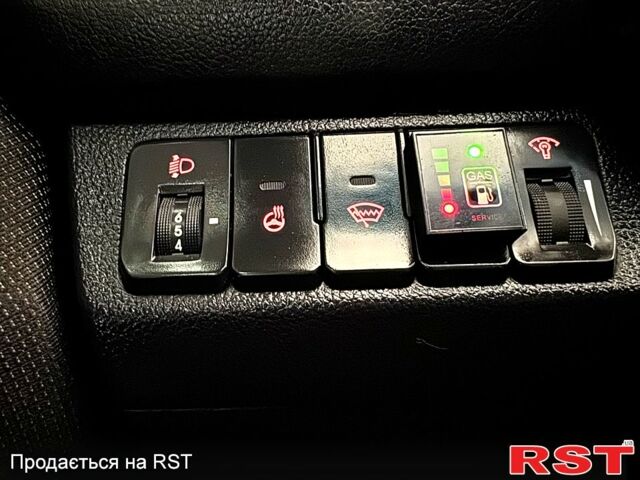 Серый Киа Рио, объемом двигателя 1.6 л и пробегом 230 тыс. км за 6900 $, фото 13 на Automoto.ua