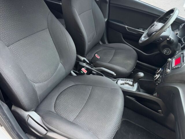 Серый Киа Рио, объемом двигателя 1.6 л и пробегом 95 тыс. км за 5701 $, фото 11 на Automoto.ua