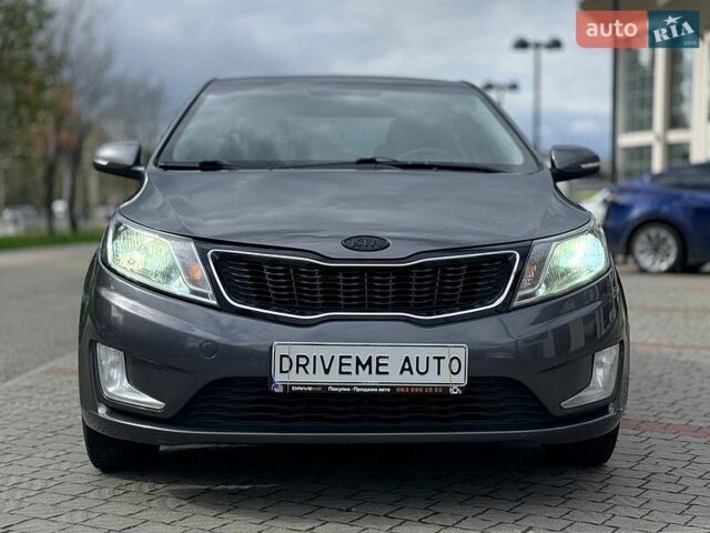 Серый Киа Рио, объемом двигателя 1.59 л и пробегом 206 тыс. км за 7499 $, фото 1 на Automoto.ua