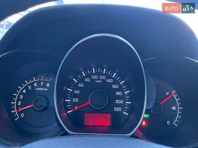 Серый Киа Рио, объемом двигателя 1.4 л и пробегом 68 тыс. км за 6700 $, фото 22 на Automoto.ua
