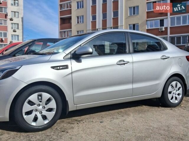 Серый Киа Рио, объемом двигателя 1.4 л и пробегом 140 тыс. км за 7600 $, фото 7 на Automoto.ua