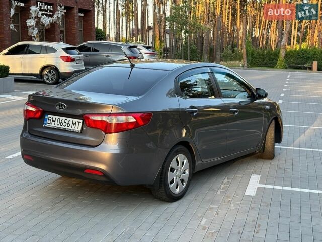 Сірий Кіа Ріо, об'ємом двигуна 1.4 л та пробігом 126 тис. км за 8400 $, фото 6 на Automoto.ua