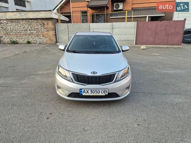 Сірий Кіа Ріо, об'ємом двигуна 1.4 л та пробігом 93 тис. км за 8400 $, фото 3 на Automoto.ua