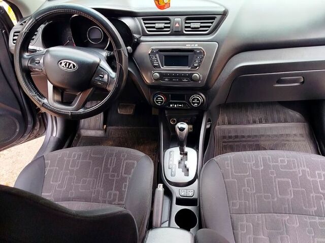 Серый Киа Рио, объемом двигателя 1.6 л и пробегом 189 тыс. км за 7299 $, фото 7 на Automoto.ua