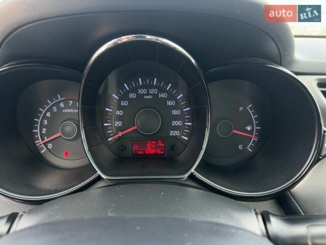 Сірий Кіа Ріо, об'ємом двигуна 1.6 л та пробігом 128 тис. км за 9350 $, фото 17 на Automoto.ua