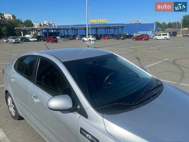 Серый Киа Рио, объемом двигателя 1.4 л и пробегом 88 тыс. км за 6700 $, фото 8 на Automoto.ua