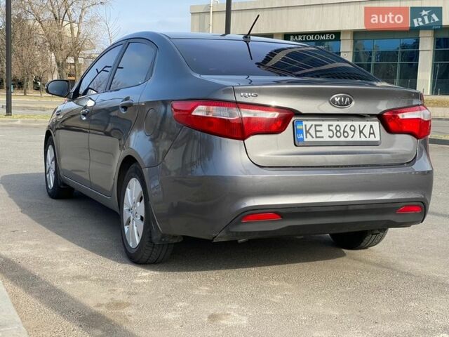 Серый Киа Рио, объемом двигателя 1.6 л и пробегом 181 тыс. км за 8499 $, фото 4 на Automoto.ua