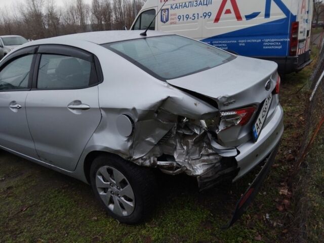 Серый Киа Рио, объемом двигателя 1.6 л и пробегом 81 тыс. км за 5018 $, фото 2 на Automoto.ua