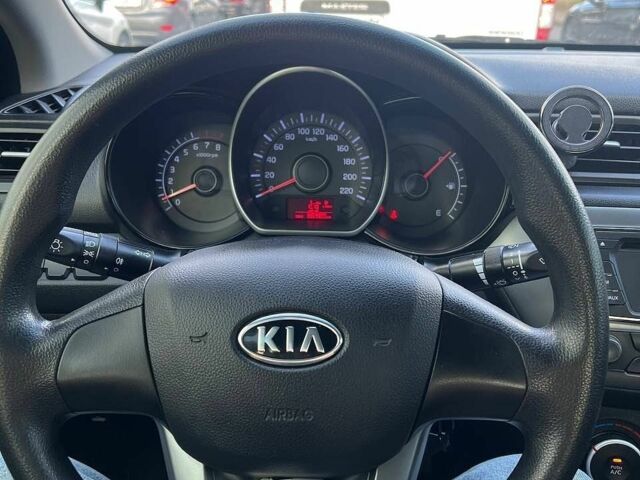 Серый Киа Рио, объемом двигателя 1.4 л и пробегом 88 тыс. км за 6700 $, фото 9 на Automoto.ua