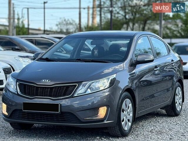Сірий Кіа Ріо, об'ємом двигуна 1.6 л та пробігом 162 тис. км за 7000 $, фото 6 на Automoto.ua