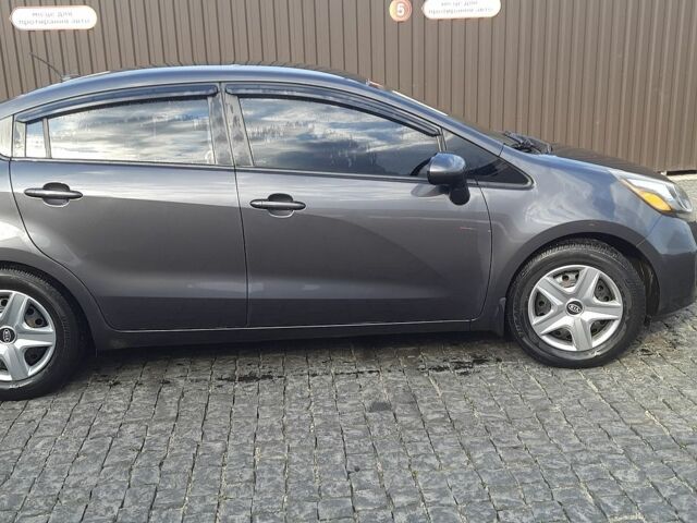 Серый Киа Рио, объемом двигателя 1.59 л и пробегом 250 тыс. км за 6500 $, фото 7 на Automoto.ua