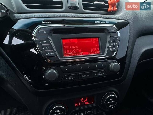 Сірий Кіа Ріо, об'ємом двигуна 1.59 л та пробігом 98 тис. км за 10900 $, фото 24 на Automoto.ua