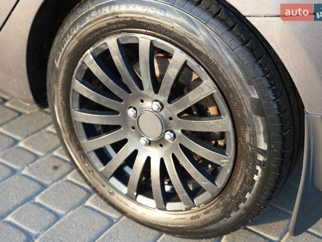 Серый Киа Рио, объемом двигателя 1.4 л и пробегом 270 тыс. км за 5900 $, фото 12 на Automoto.ua
