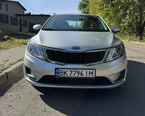 Серый Киа Рио, объемом двигателя 1.4 л и пробегом 155 тыс. км за 6200 $, фото 6 на Automoto.ua