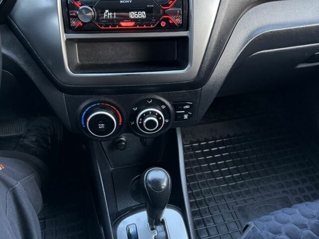 Сірий Кіа Ріо, об'ємом двигуна 1.4 л та пробігом 183 тис. км за 6300 $, фото 15 на Automoto.ua