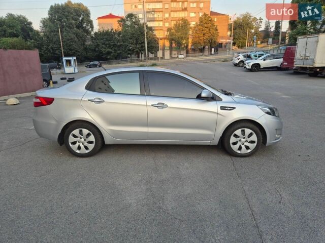 Сірий Кіа Ріо, об'ємом двигуна 1.4 л та пробігом 93 тис. км за 8400 $, фото 5 на Automoto.ua