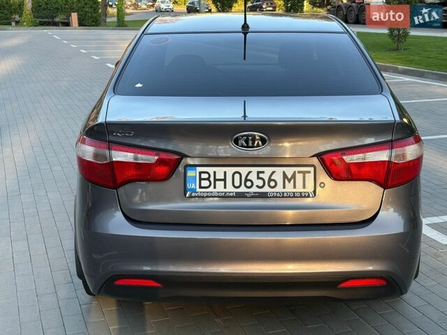Сірий Кіа Ріо, об'ємом двигуна 1.4 л та пробігом 126 тис. км за 8400 $, фото 7 на Automoto.ua