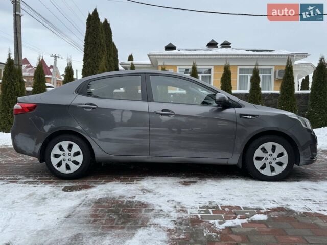 Серый Киа Рио, объемом двигателя 1.4 л и пробегом 82 тыс. км за 9200 $, фото 3 на Automoto.ua