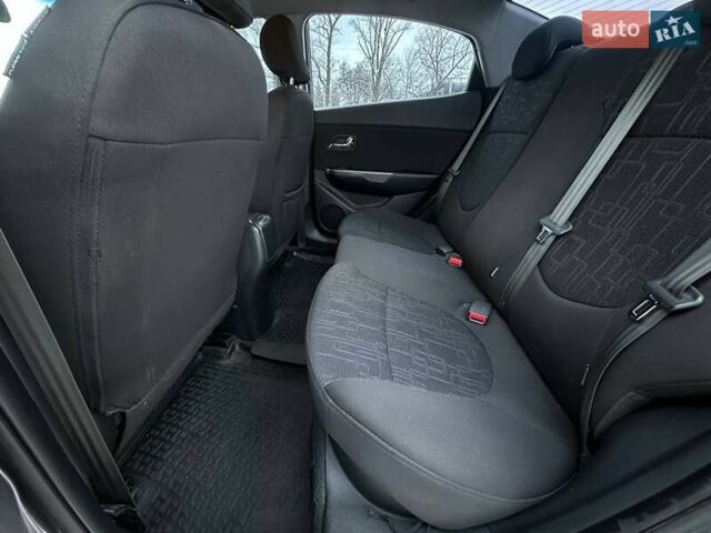 Сірий Кіа Ріо, об'ємом двигуна 1.59 л та пробігом 98 тис. км за 10900 $, фото 20 на Automoto.ua