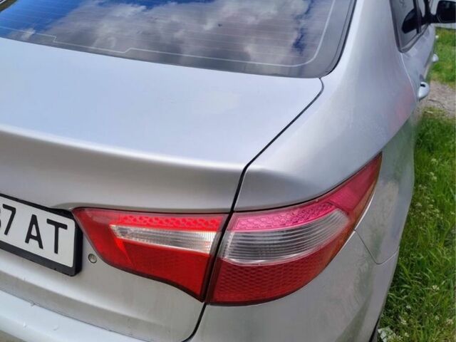 Серый Киа Рио, объемом двигателя 1.4 л и пробегом 190 тыс. км за 7300 $, фото 10 на Automoto.ua