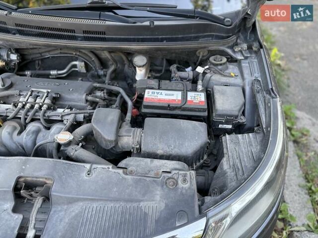 Киа Рио 2012 в Киеве на Automoto.ua Серый Киа Рио, объемом двигателя 1.6 л и пробегом 121 тыс. км за 7200 $, фото 12 на Automoto.ua