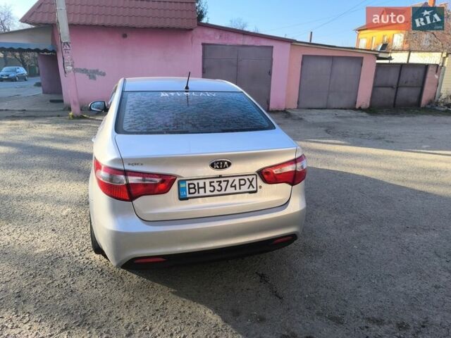 Сірий Кіа Ріо, об'ємом двигуна 1.4 л та пробігом 273 тис. км за 6500 $, фото 6 на Automoto.ua