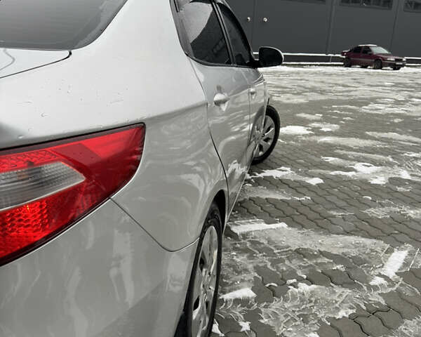 Серый Киа Рио, объемом двигателя 1.6 л и пробегом 109 тыс. км за 6000 $, фото 7 на Automoto.ua
