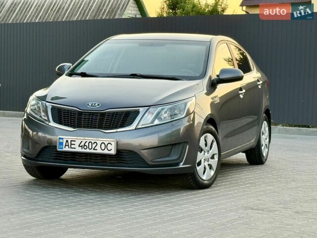 Серый Киа Рио, объемом двигателя 1.4 л и пробегом 147 тыс. км за 8550 $, фото 1 на Automoto.ua