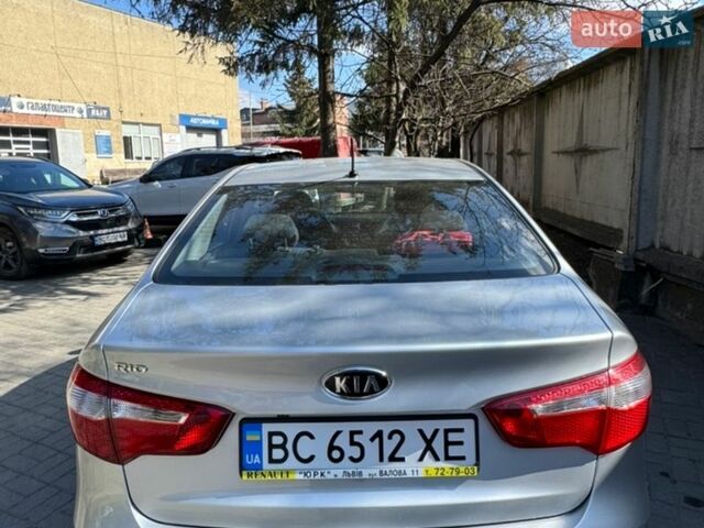 Серый Киа Рио, объемом двигателя 1.6 л и пробегом 44 тыс. км за 9500 $, фото 5 на Automoto.ua